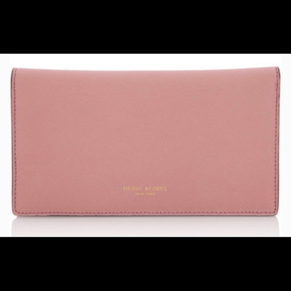ISO‼️Henri Bendel Med pink Travel Portfolio Wallet